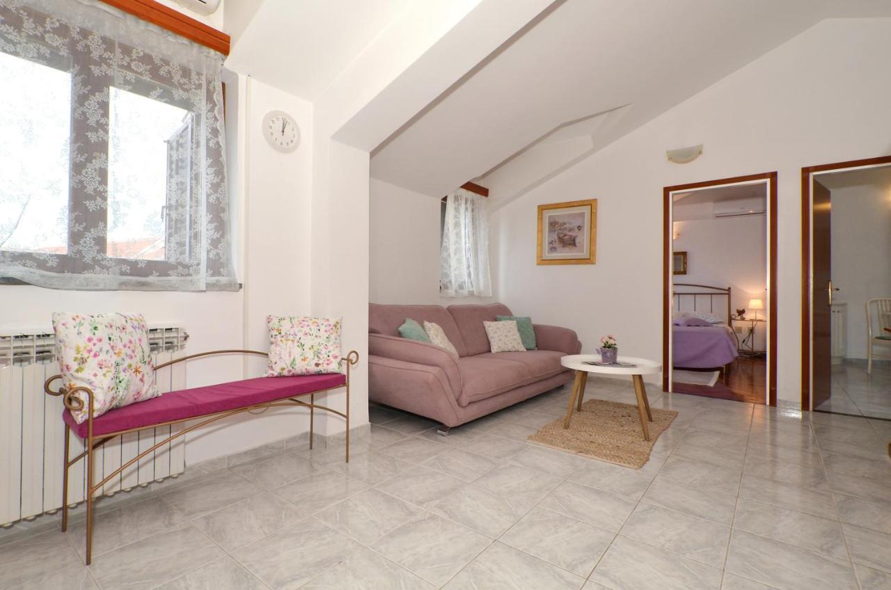 Apartmani Basic 1 Spalato Esterno foto
